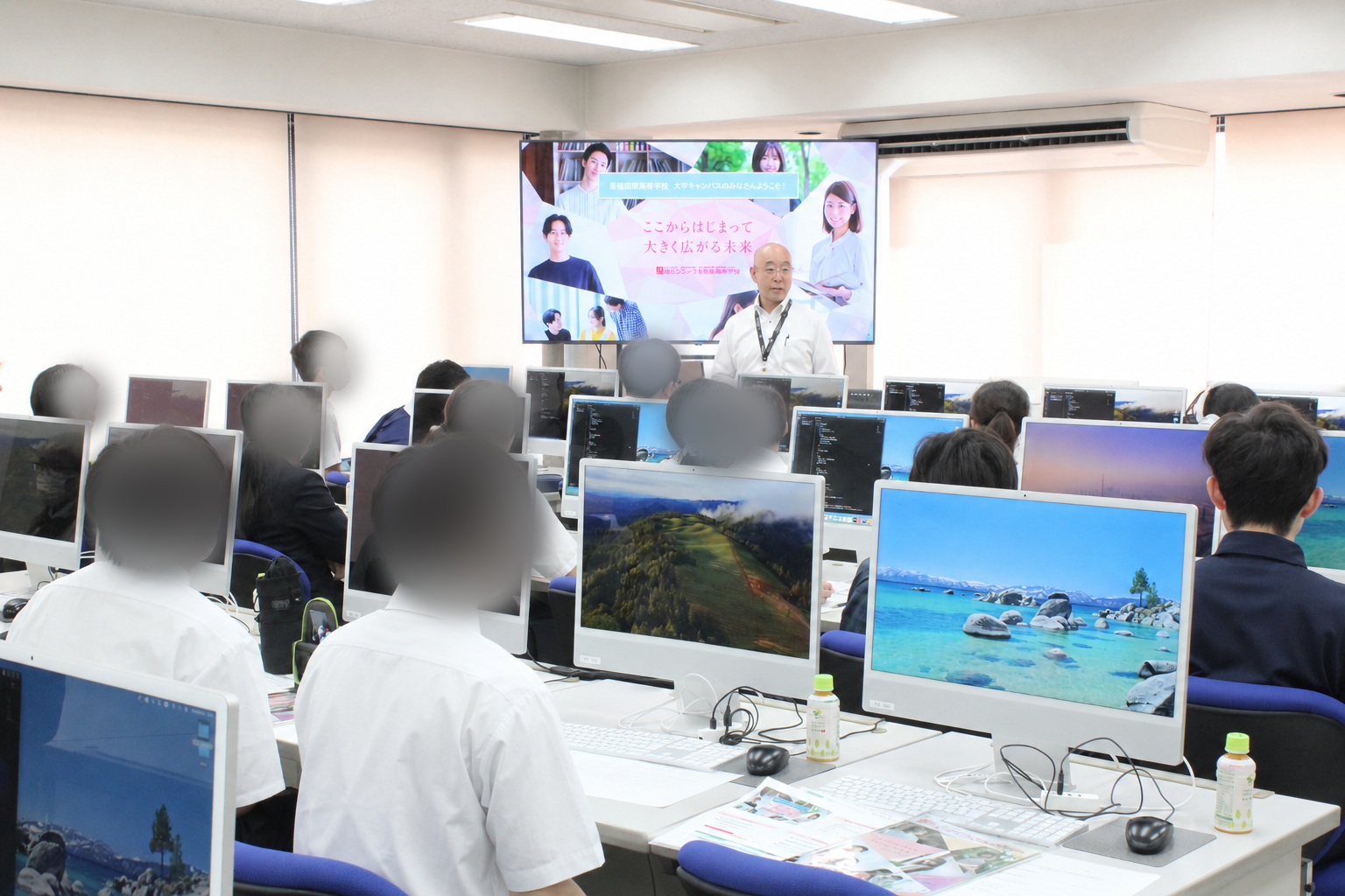 星槎国際高等学校 大宮キャンパスの皆さんが学校見学に来校された様子
